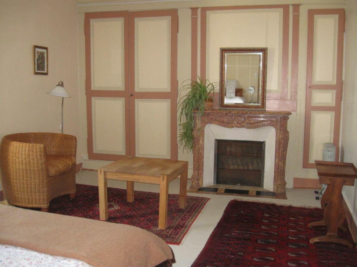 Le Petit Bois Bed & Breakfast Chateau-la-Valliere Exterior photo